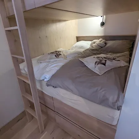 Jasmin Apartment *