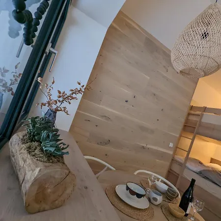 Jasmin Apartment *